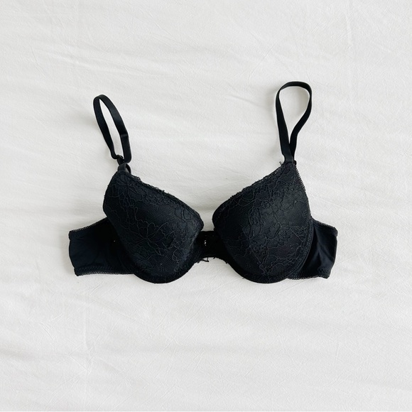 Forever 21 Other - LIKE NEW! BLACK PADDED BRA!